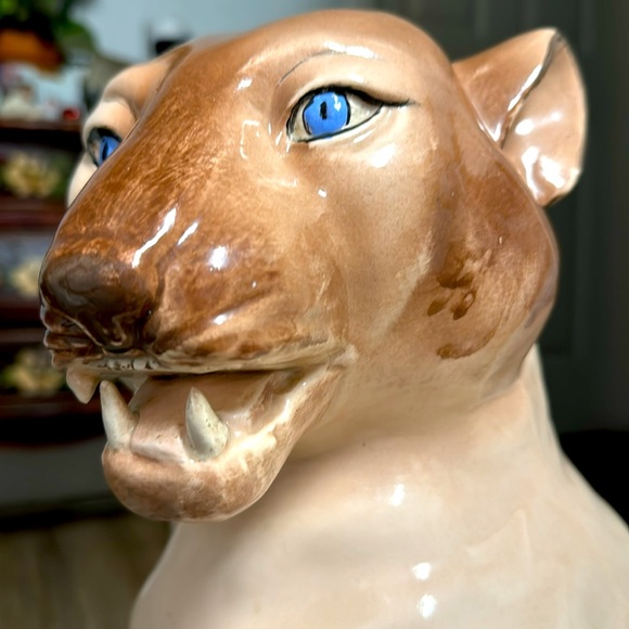 VINTAGE/1966 21 1/2 inches tall 13 1/2 wide, ceramic “CREST” cougar piggy bank - Picture 6 of 9